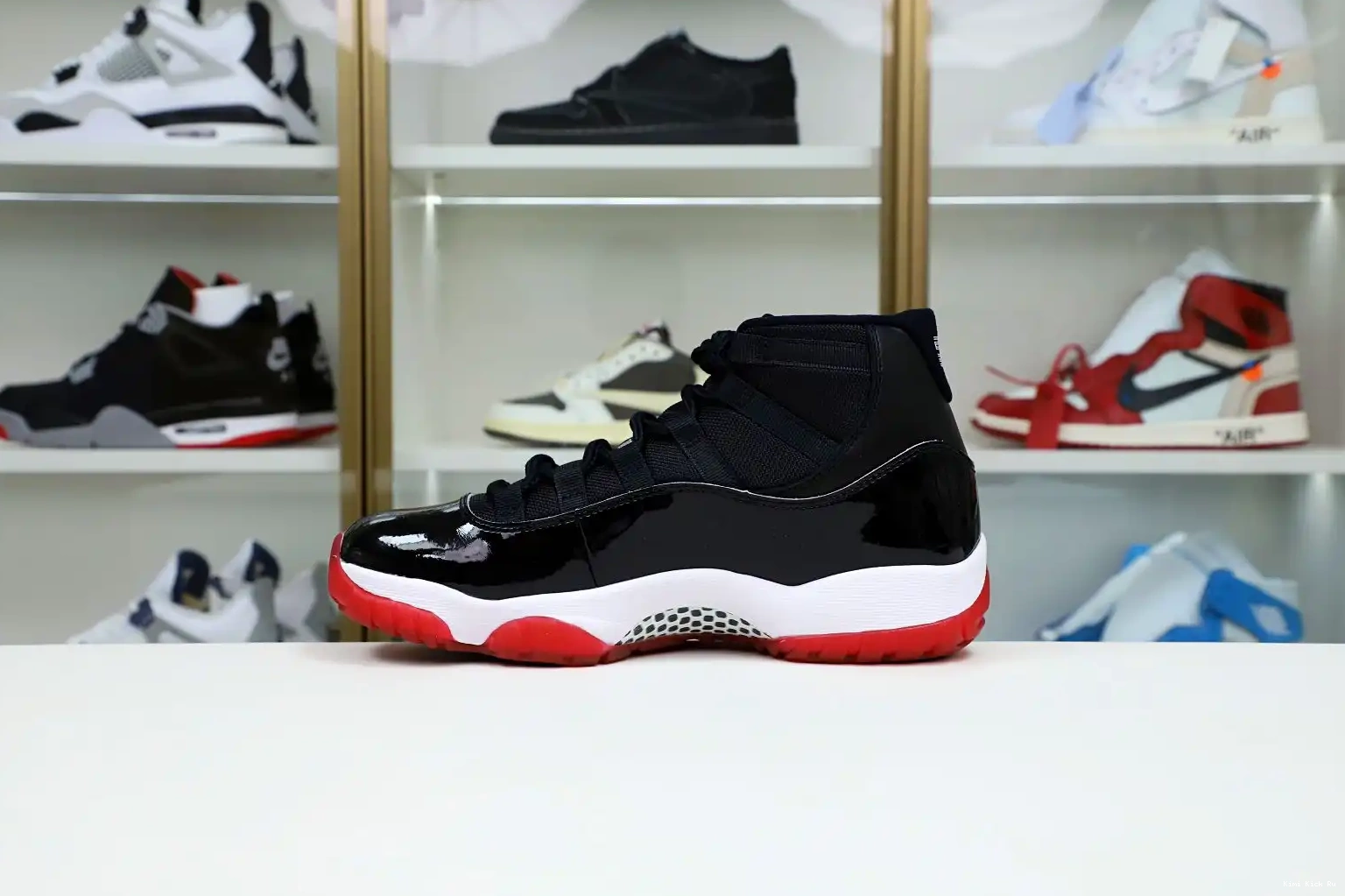 RETRO AIR JORDAN 2019 Kimikick 'BRED' 11 0419